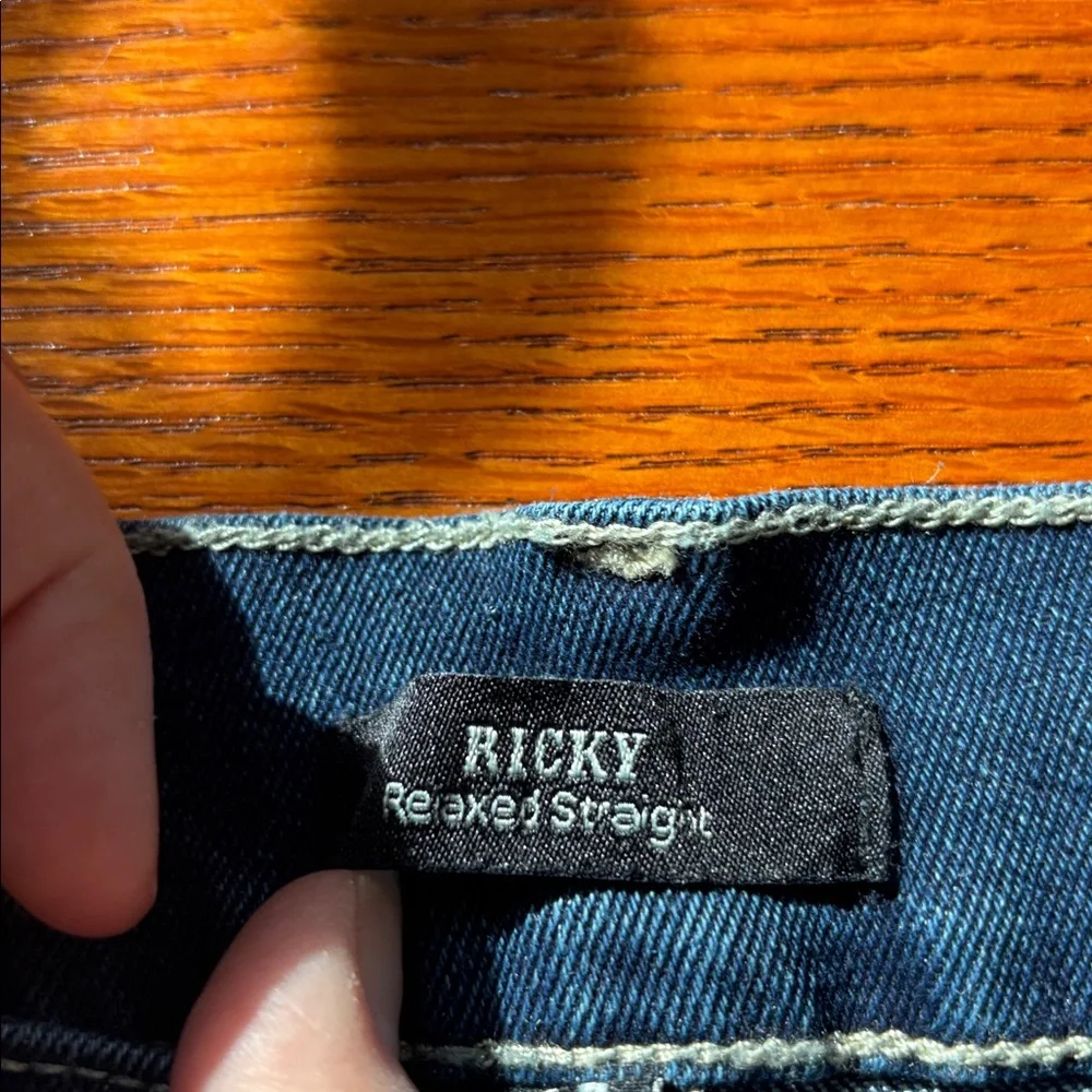TRUE RELIGION RICKY SN STRAIGHT jeans. Relaxed fit. Size 31.